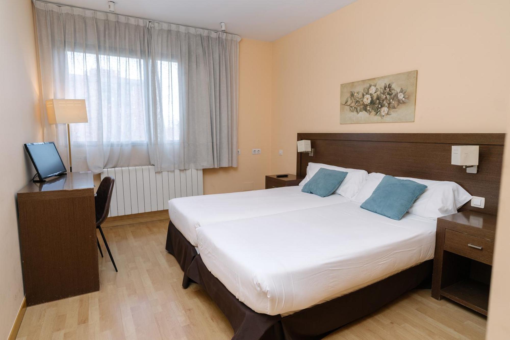 Hostal Acanto Burgo Εξωτερικό φωτογραφία